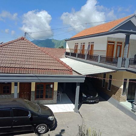 Homestay Anggun Bromo Exterior foto