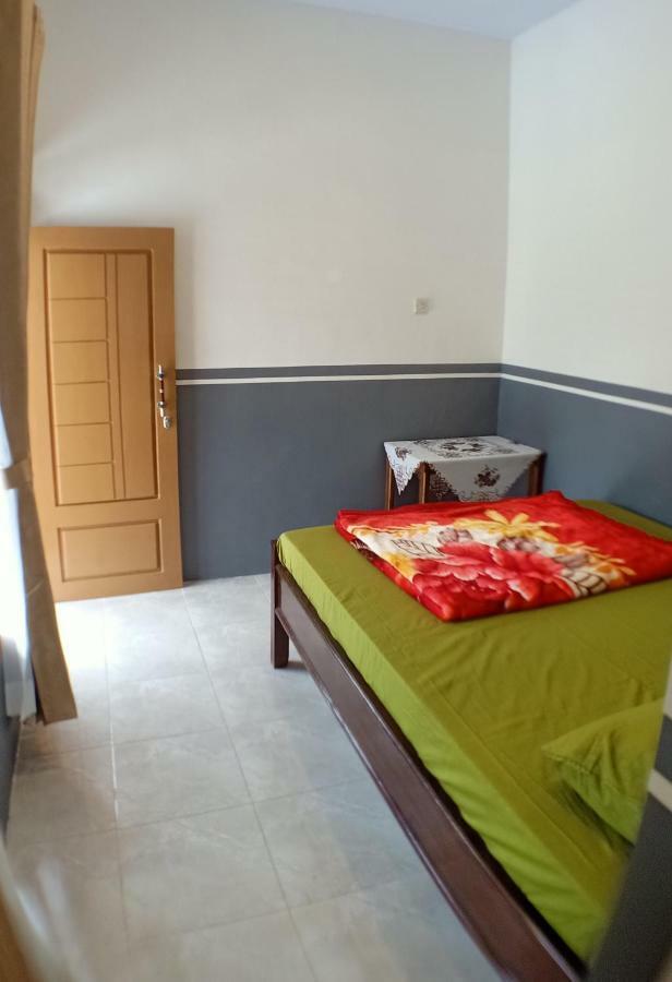 Homestay Anggun Bromo Exterior foto